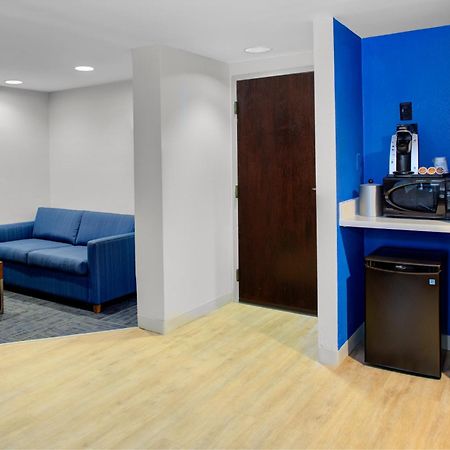 Holiday Inn Express - Chester By Ihg Dış mekan fotoğraf