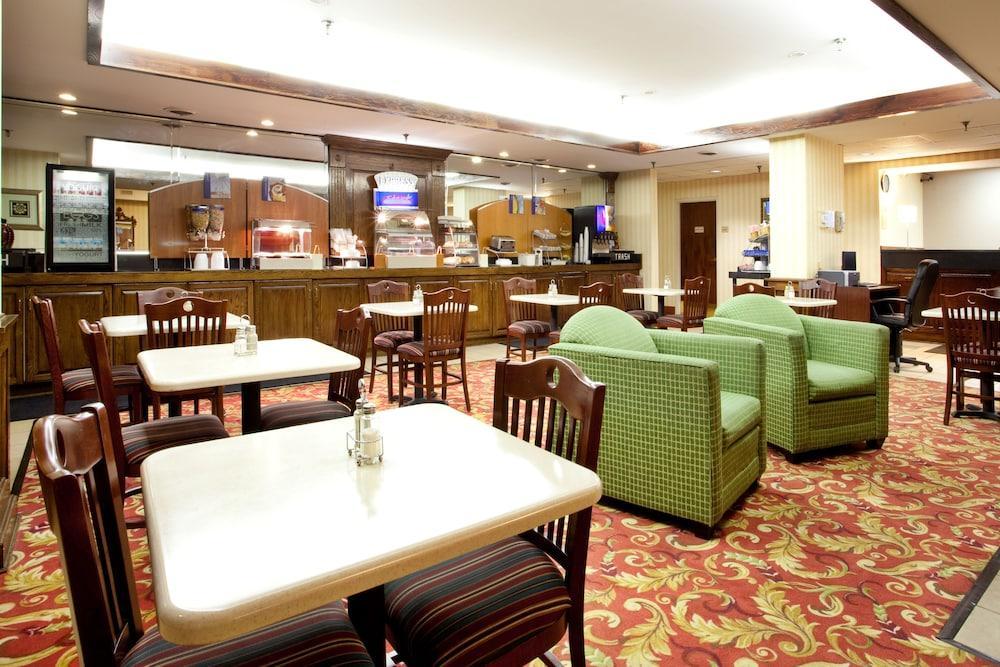 Holiday Inn Express - Chester By Ihg Dış mekan fotoğraf